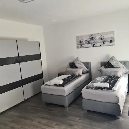 Suite Crissie Bernburg Buitenkant foto